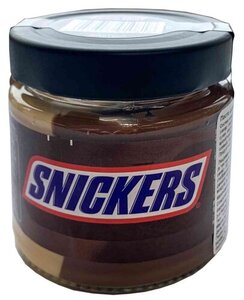 Шоколадная паста Snickers