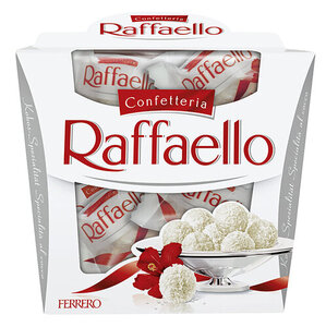 Конфеты RAFFAELLO с миндальным орехом в кокосовой обсыпке, 150 г