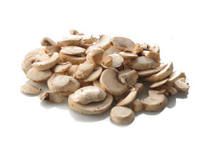 Грибы шампиньоны резаные 