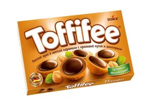 Конфеты Toffifee (Тоффифи) Лесной орех в карамели с нугой и шоколадом ТМ Storck (Шторк)