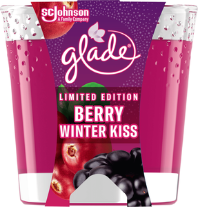 Свеча Glade Berry Winter Kiss ароматизированная