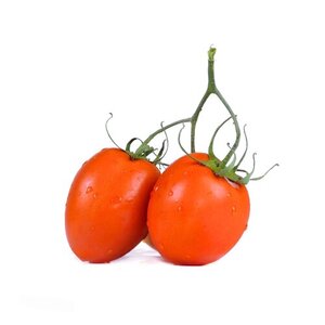 Томаты Фламенко сливовидные красные на ветке