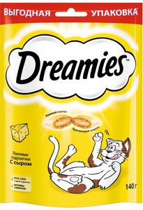 Лакомство для кошек Dreamies подушечки с сыром